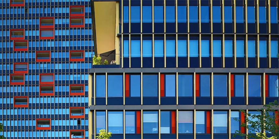 طراحی نمای شیشه ای