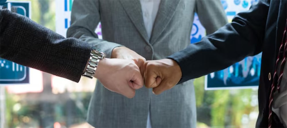 مشارکت در ساخت